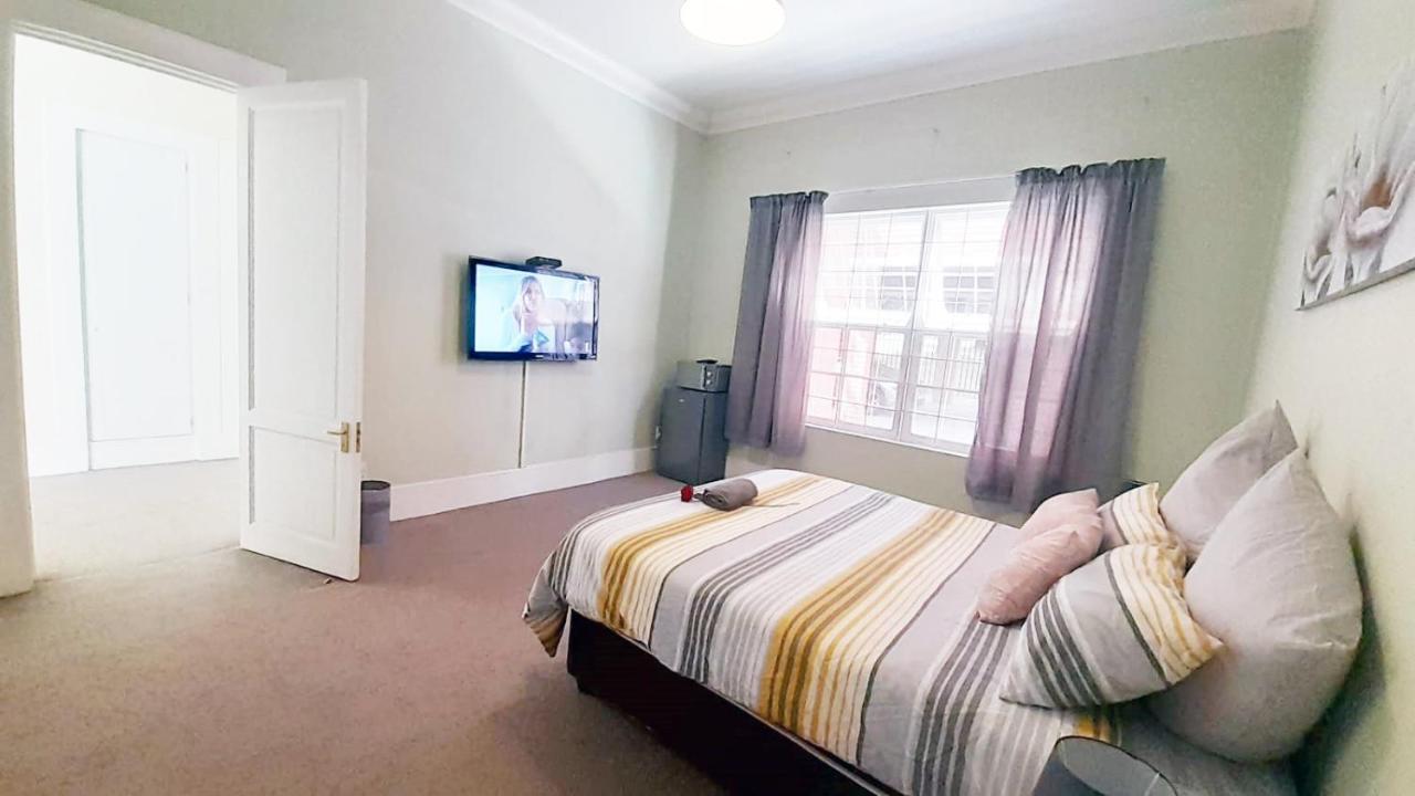 Versailles Pretoria-Noord 部屋 写真